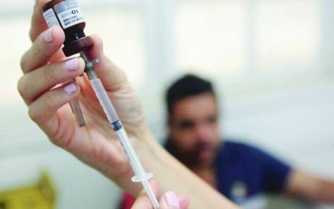 Vacina contra febre amarela será disponibilizada em doses fracionadas em 69 municípios de São Paulo e Rio de Janeiro