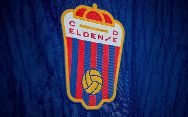 Messi chega a acordo para comprar clube da Segunda Divisão espanhola Messi chega a acordo para comprar clube da Segunda Divisão espanhola