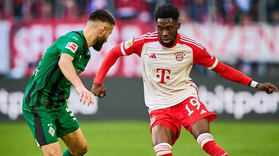 Alphonso Davies pode deixar o Bayern sem custos