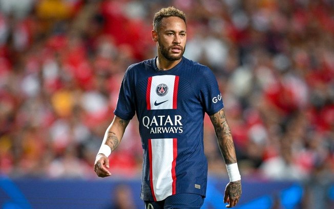 Mais caro da história: relembre a transferência de Neymar para o PSG