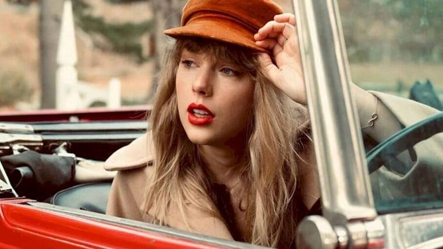 Taylor Swift, com Red, cantora emplaca seu 10º álbum no topo da Billboard 200