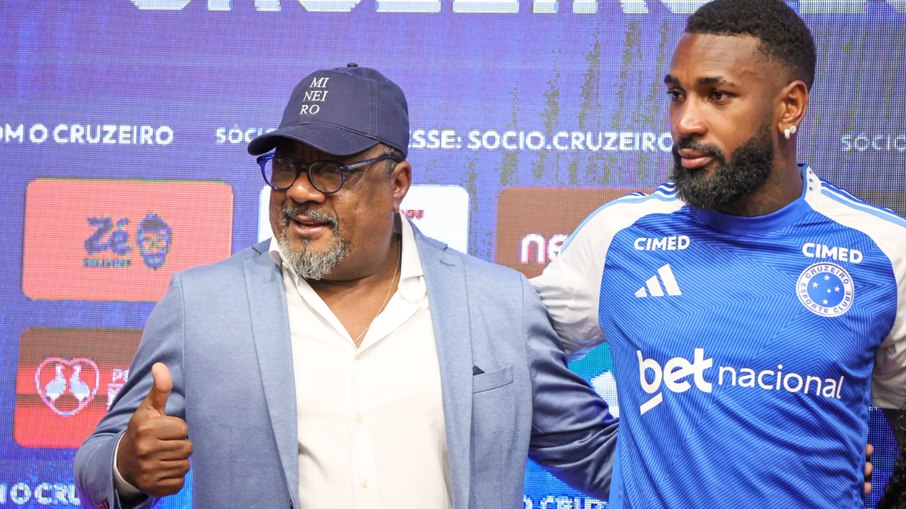 Marcão e Gerson em apresentação no Cruzeiro Marcão e Gerson em apresentação no Cruzeiro