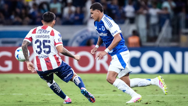 Cruzeiro%20encerra%20participa%C3%A7%C3%A3o%20na%20Sula%20diante%20do%20Uni%C3%B3n