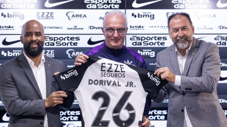 Dorival Junior foi apresentado no Corinthians