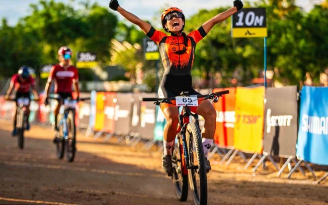 Iara Caetano brilha no Dia Internacional da Mulher na Estrada Real