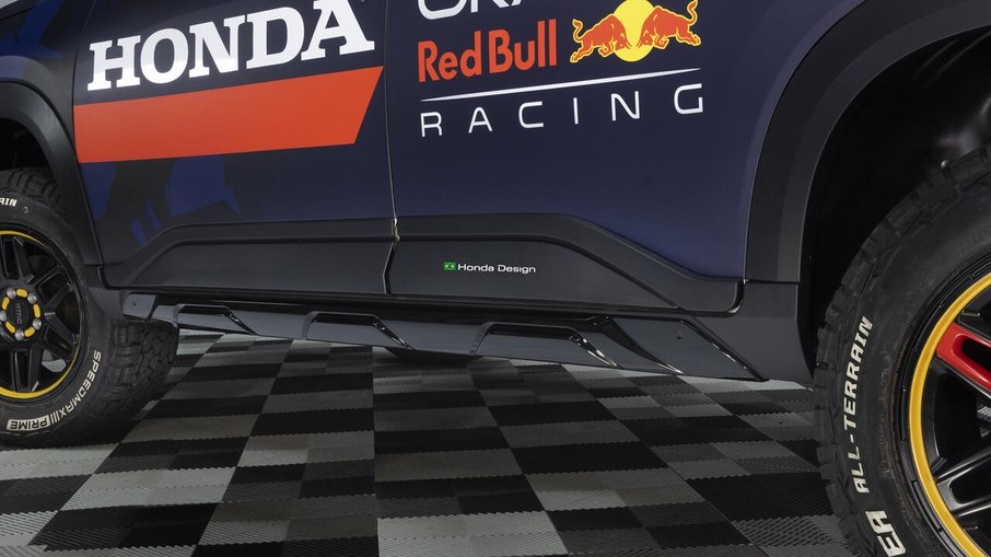 Lateral do Honda WR-V Red Bull Edition Lateral do Honda WR-V Red Bull Edition