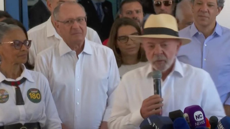 Lula e aliados na votação