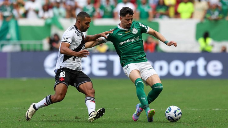 Vasco recebe Palmeiras na estreia de Renato Gaúcho; onde assistir