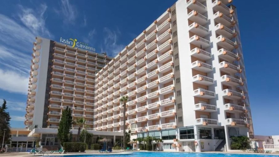 Turistas são internados por consumirem comida envenenada