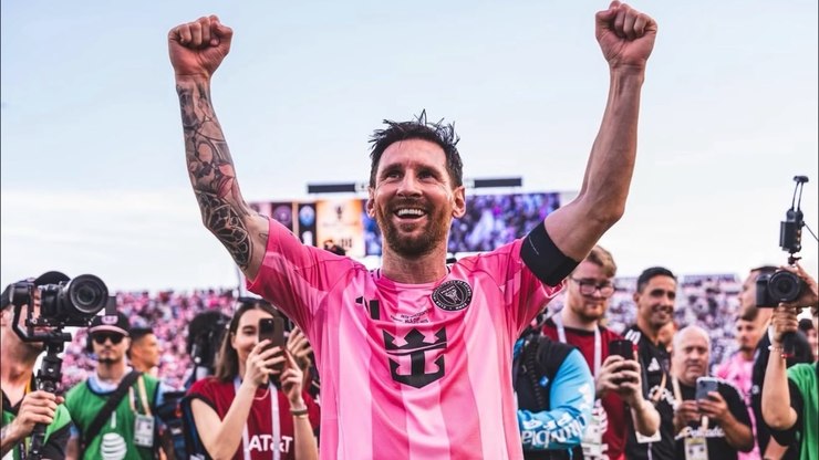 Messi%20se%20aproxima%20de%20recorde%20hist%C3%B3rico%20de%20lenda%20brasileira