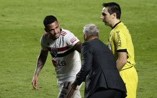 Arnaldo Ribeiro: Crespo é surpreendido por ausência de atacante