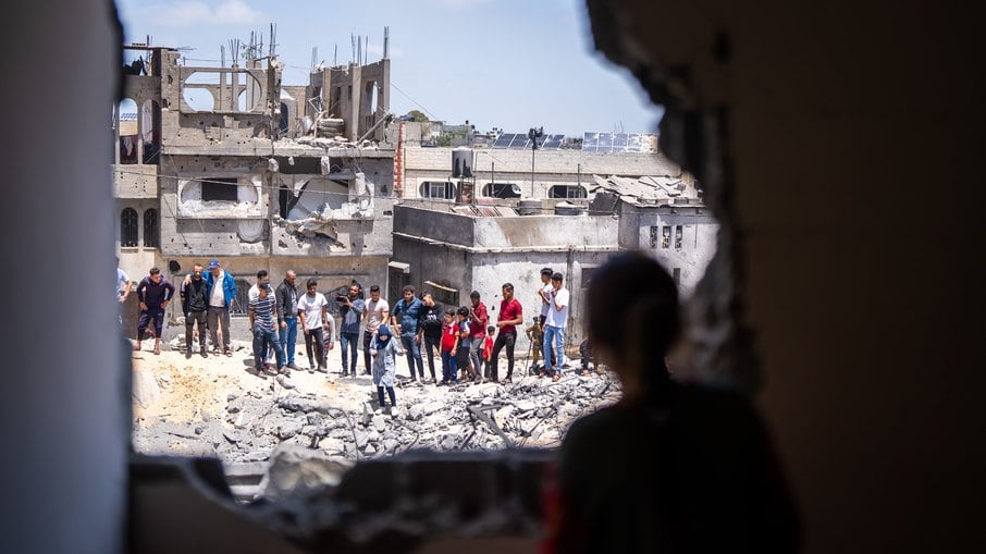 Faixa de Gaza após bombardeio israelense