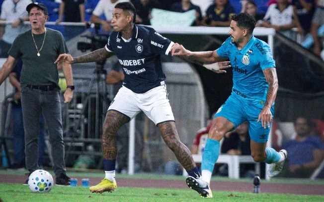 Alef Manga marcou seis gols no Brasileirão pelo Remo Alef Manga marcou seis gols no Brasileirão pelo Remo