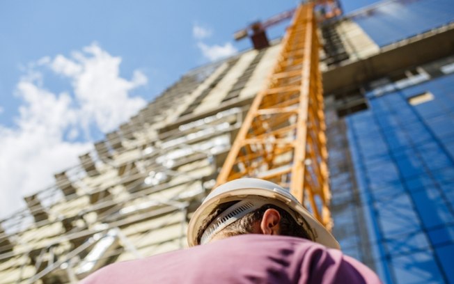Demanda por máquinas para construção deve aumentar em 2024