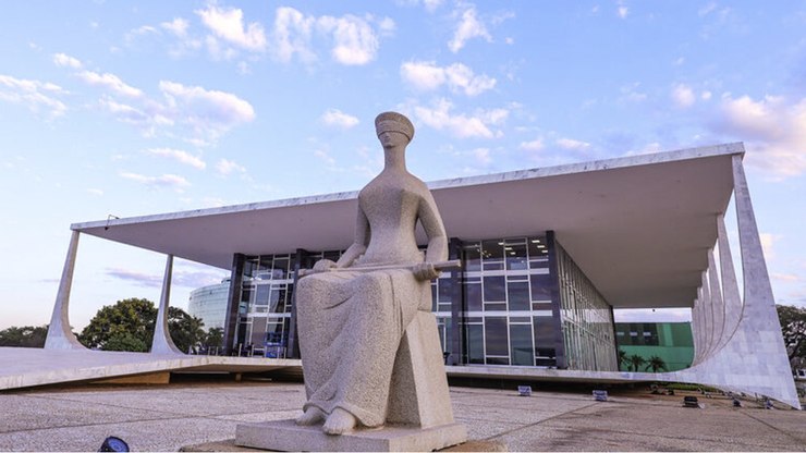Caça às bruxas? Na dúvida, o STF (e você) que se cuide