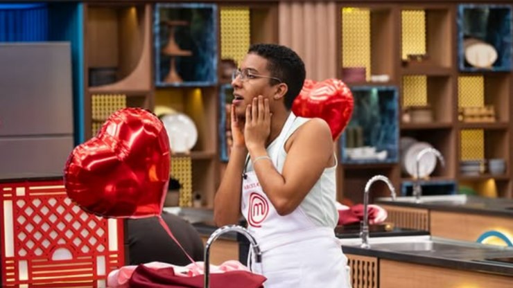 Ex-participante do MasterChef debocha da produção: "Que inovação"