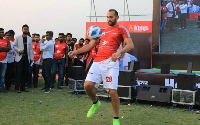 Hernán Barcos vai jogar em Bangladesh Hernán Barcos vai jogar em Bangladesh