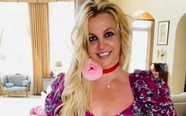 Britney Spears volta a posar nua nas redes