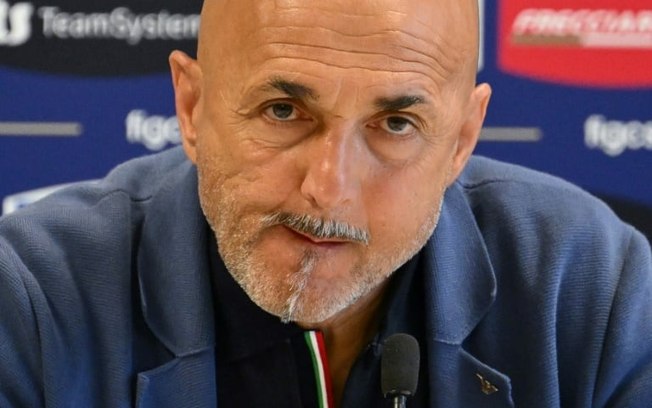 A Federação Italiana de Futebol ratificou neste domingo a continuidade de Luciano Spalletti como técnico da seleção italiana