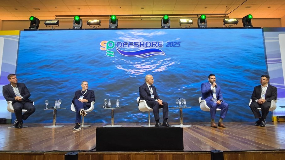 Documentos foram assinados durante o SP Offshore e incluem memorando de entendimento com a Petrobras e estudo que abre caminho para nova base marítima no litoral norte Documentos foram assinados durante o SP Offshore e incluem memorando de entendimento com a Petrobras e estudo que abre caminho para nova base marítima no litoral norte