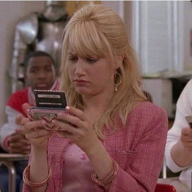 Ashley Tisdale como Sharpay Evans