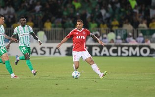 Inter perde na Colômbia e deixa zona de classificação na Liberta