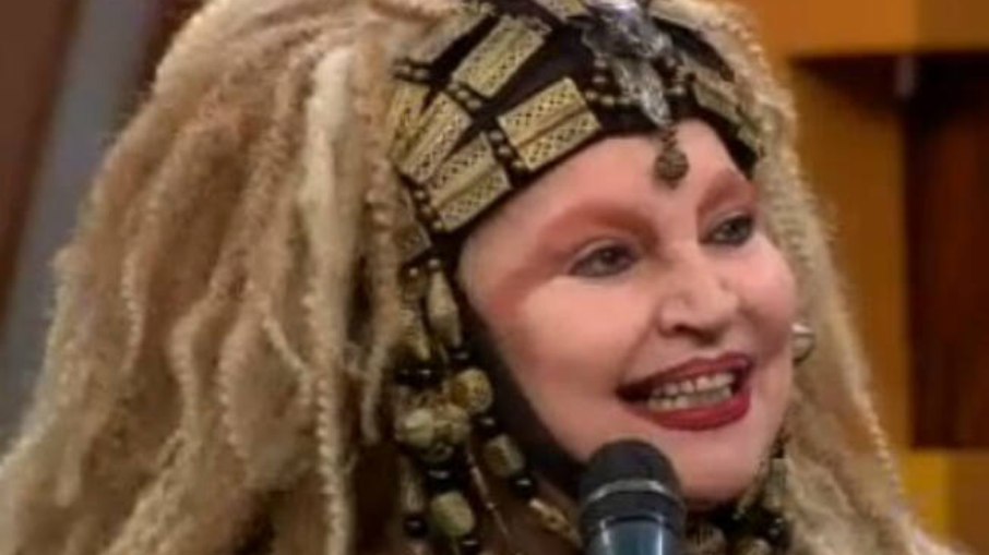 Elke Maravilha sobre Silvio Santos: 'Não gostava de mim'