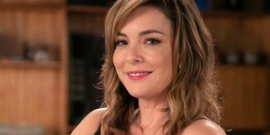 Regiane Alves comenta censura ao beijo em Vai na Fé: ‘Senti um baque’