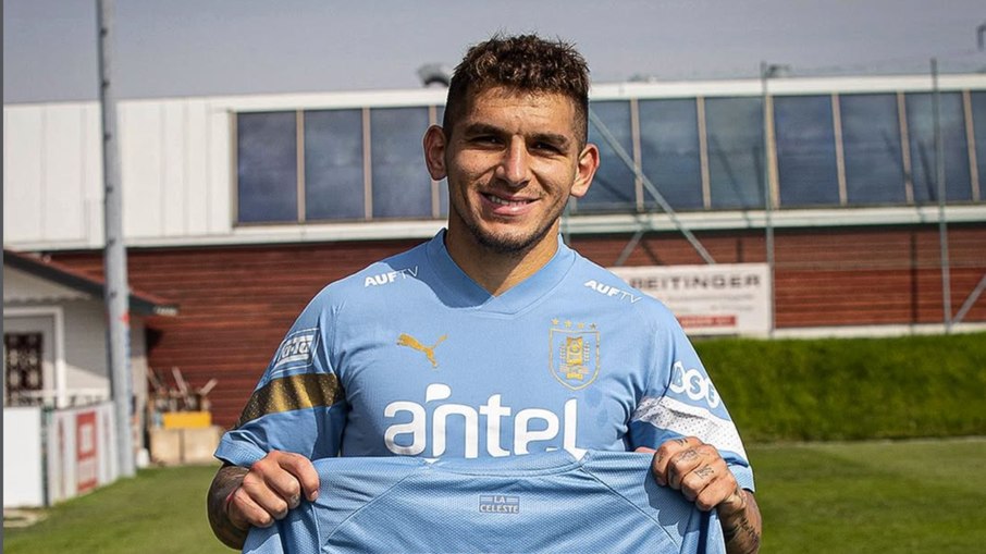 Torreira disputou as duas últimas copas com a camisa celeste
