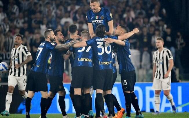 Em jogo de duas viradas, Inter vence a Juventus na prorrogação e conquista a Copa da Itália