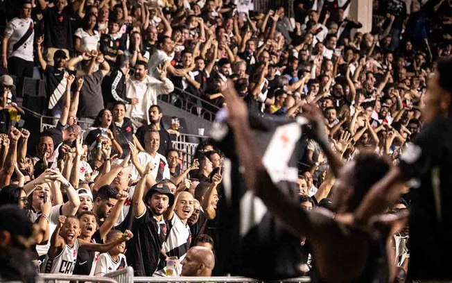 Vasco tenta mandar jogo no Maracanã