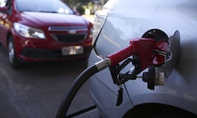 Mistura do etanol na gasolina vai mudar outra vez; entenda