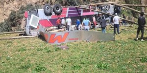 Acidente de ônibus deixa ao menos 18 mortos no Peru