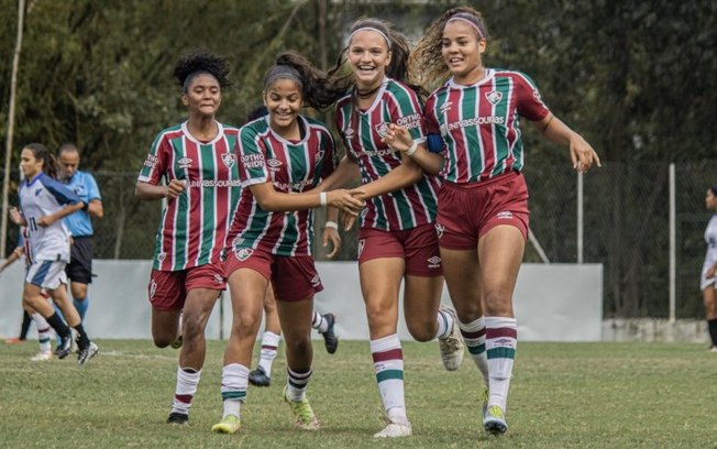 Fluminense goleia no Campeonato Carioca Feminino sub-17