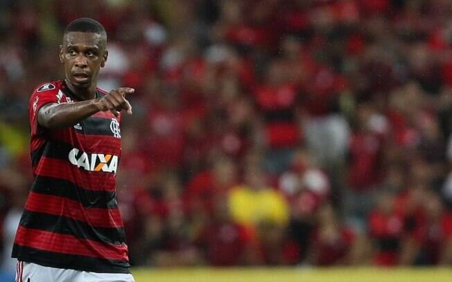 Juan em campo pelo Flamengo