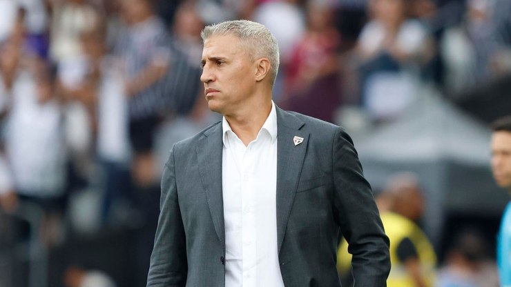 Crespo desabafa: “Pior momento da história do São Paulo”
