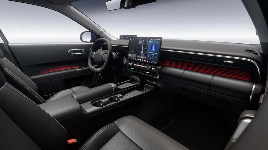 Interior do novo Elantra recebe painel redesenhado, telas digitais e acabamento mais tecnológico