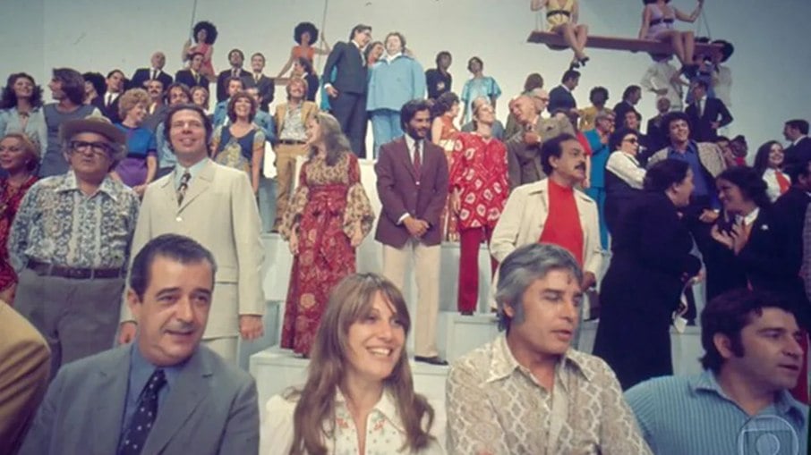 Elenco da primeira chamada de fim de ano da Globo, em 1971