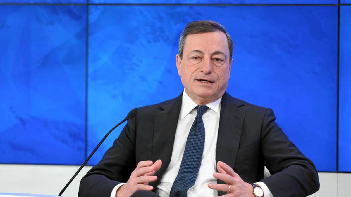 Mario Draghi reúne forças políticas e apoio da população para formar novo governo na Itália