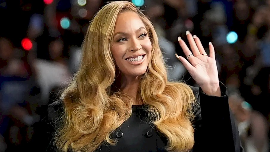 Beyoncé é a maior cantora pop do século 21, segundo revista