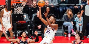 NBA: Kevin Durant toma decisão sobre interesse dos Warriors