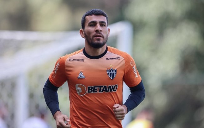 Junior Alonso, do Atlético-MG, pede dispensa da seleção do Paraguai após convocação para amistosos