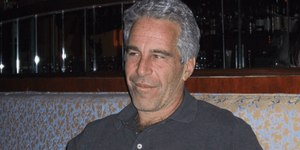 EUA encontram mais de 1 milhão de novos arquivos sobre Epstein