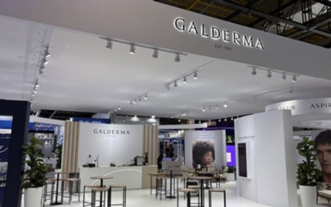 Galderma promove treinamentos e reforça compromisso com a educação continuada em estética injetável durante o CIOSP Galderma promove treinamentos e reforça compromisso com a educação continuada em estética injetável durante o CIOSP