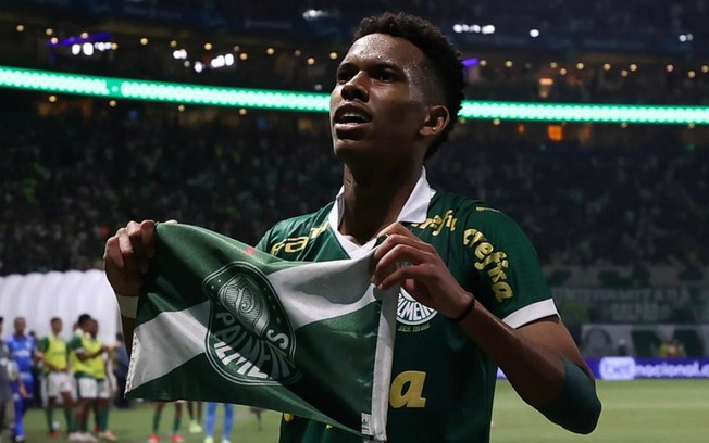 Estêvão fica? As chances do Palmeiras de manter o prodígio