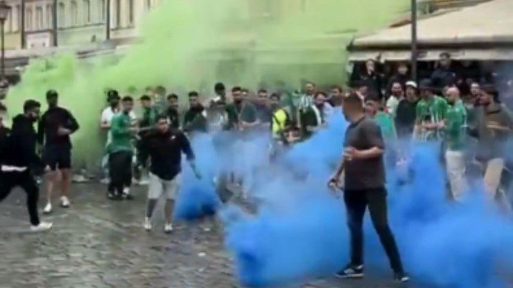 Vídeo: torcedores de
Chelsea e Real Betis brigam antes de final