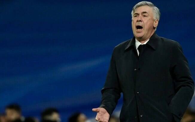 Real Madrid informa que Carlo Ancelotti testou positivo para Covid