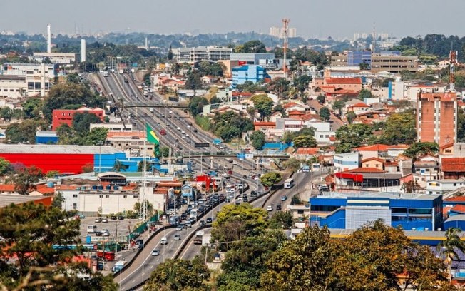 Cotia e região: tempo seco e calor dominam no fim de semana Cotia e região: tempo seco e calor dominam no fim de semana