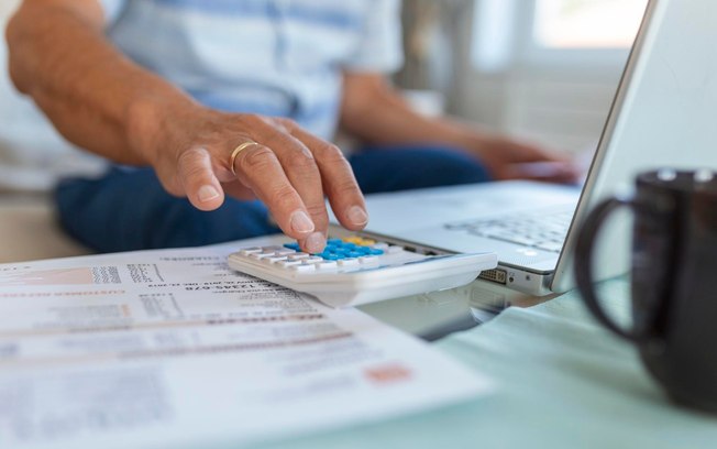 Reajuste do salário mínimo e benefícios expande crédito