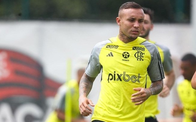 Cebolinha durante treino do Flamengo